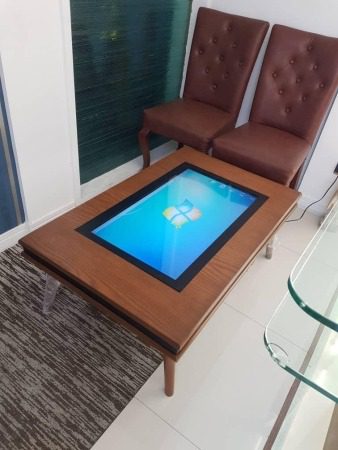 میز تاچ هوشمند