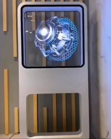 استند هولوگرافی