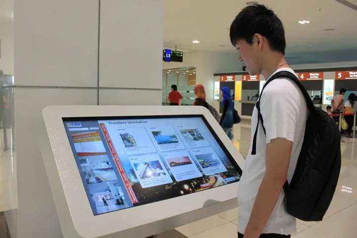 کاربرد کیوسک لمسی در فروشگاه ها