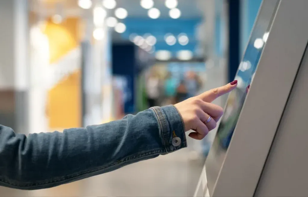 کاربرد انواع کیوسک در فروشگاه‌ها