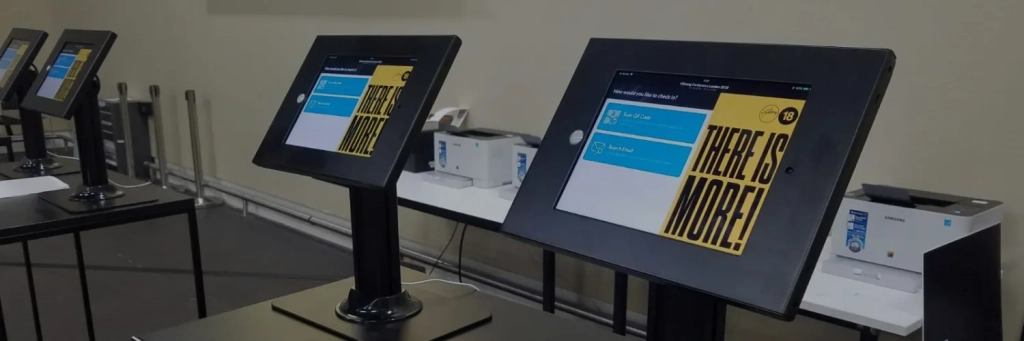 اجاره یا خرید استند لمسی