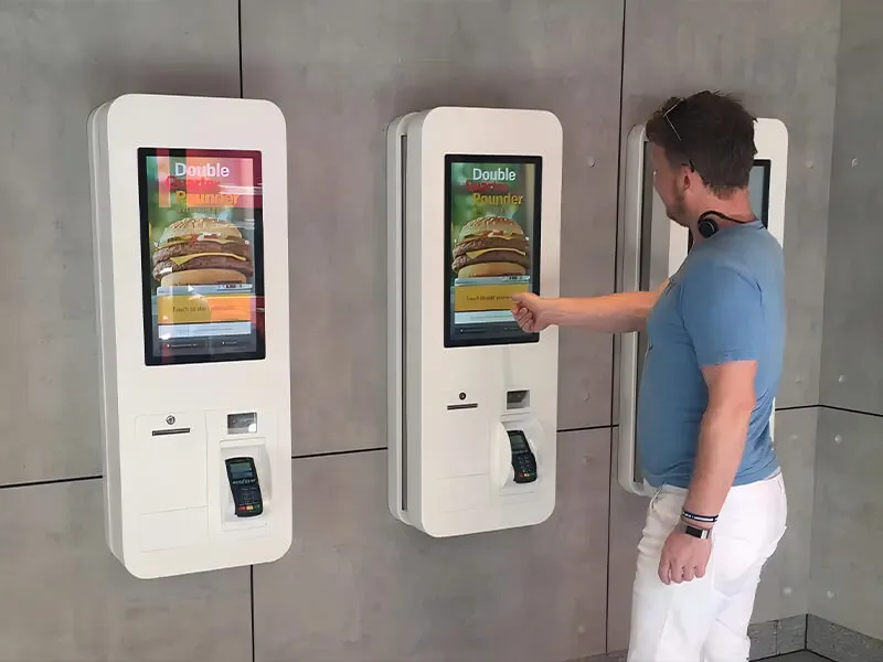 استفاده از کیوسک لمسی در شرکت های نفتی