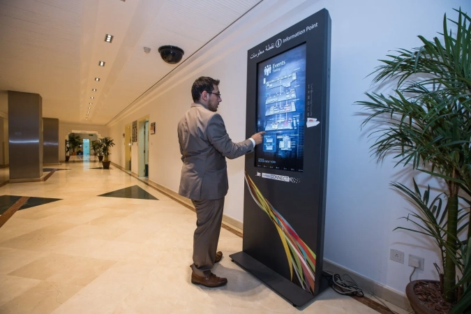 تفاوت کیوسک لمسی اطلاع‌ رسانی با کیوسک فروش بلیت