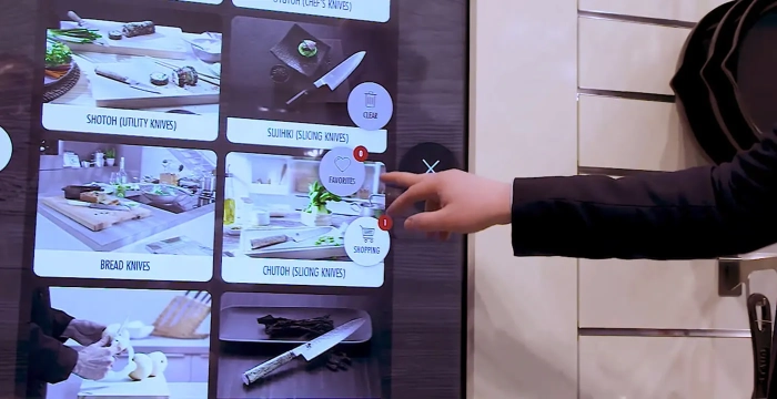 استند لمسی در فروشگاه‌های زنجیره‌ای + نصب و راه‌اندازی