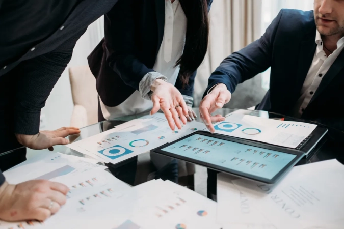 طراحی تجربه کاربری (UX) برای میزهای لمسی