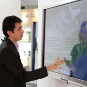 اجاره کیوسک لمسی نمایشگاهی