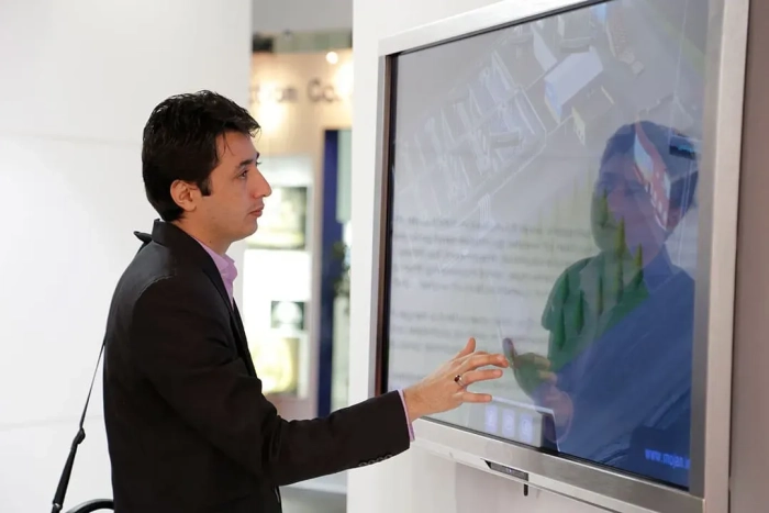 اجاره کیوسک لمسی نمایشگاهی