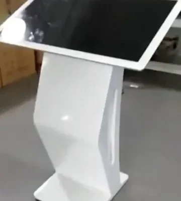 استند لمسی تعاملی